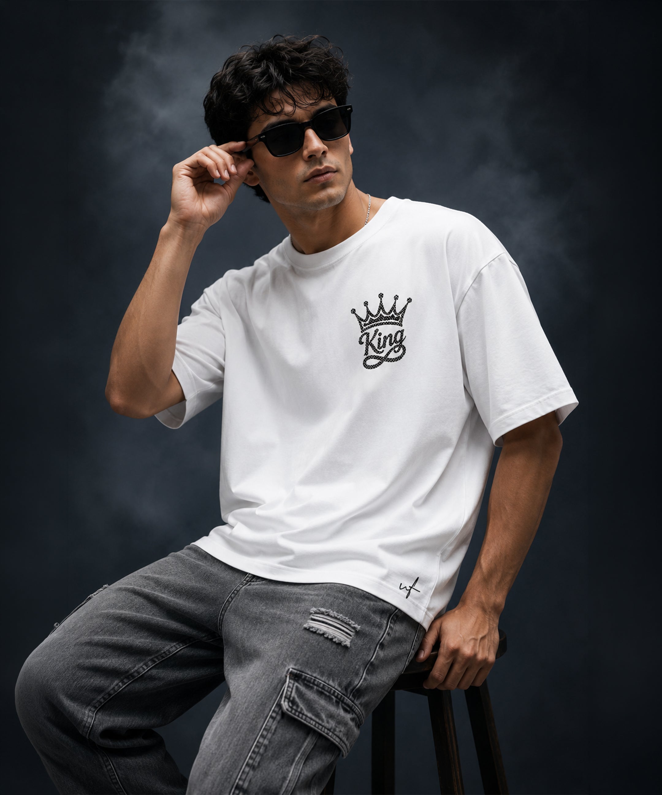 King Crown Oversized White T-Shirt for Men | Minimal Streetwear Graphic Tee