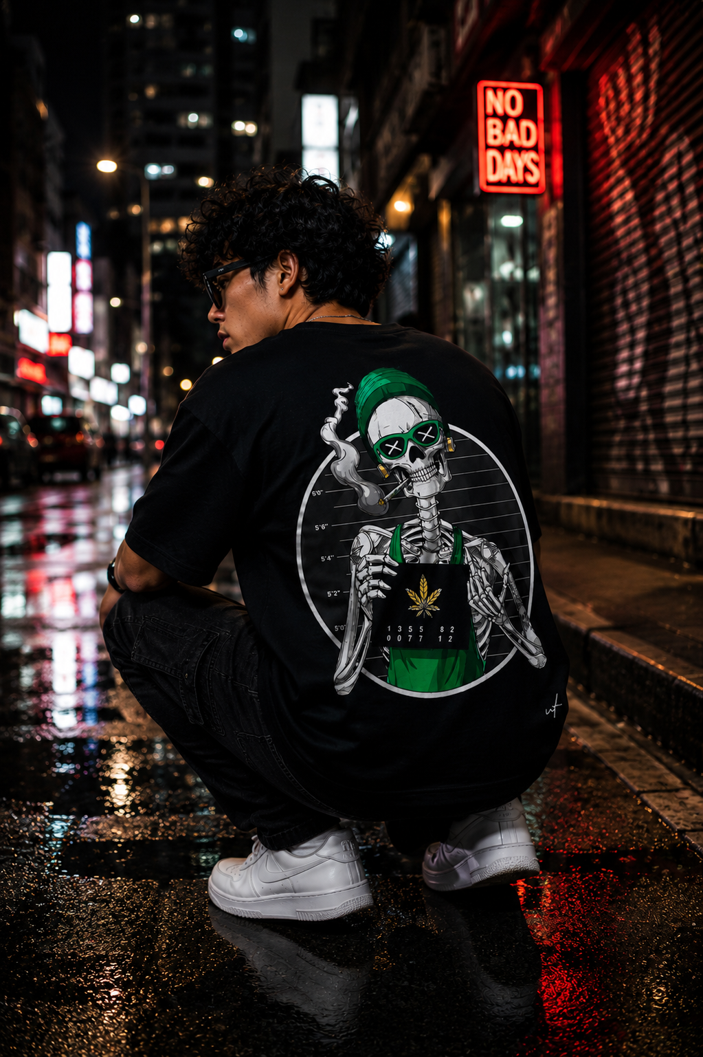 Black Oversized Skeleton Graphic T-Shirt for Men – Urban Streetwear Skull Back Print Tee