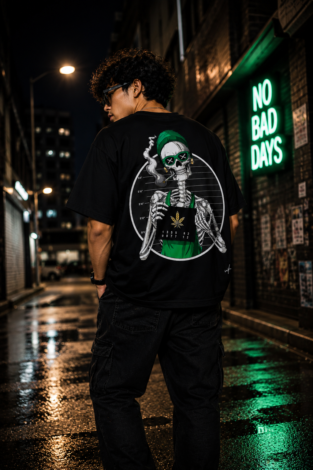 Black Oversized Skeleton Graphic T-Shirt for Men – Urban Streetwear Skull Back Print Tee