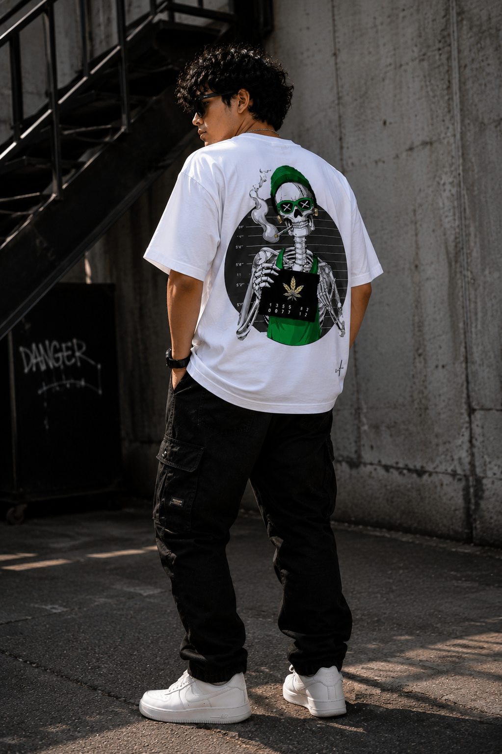 White Oversized Skeleton Graphic T-Shirt for Men – Urban Streetwear Skull Back Print Tee