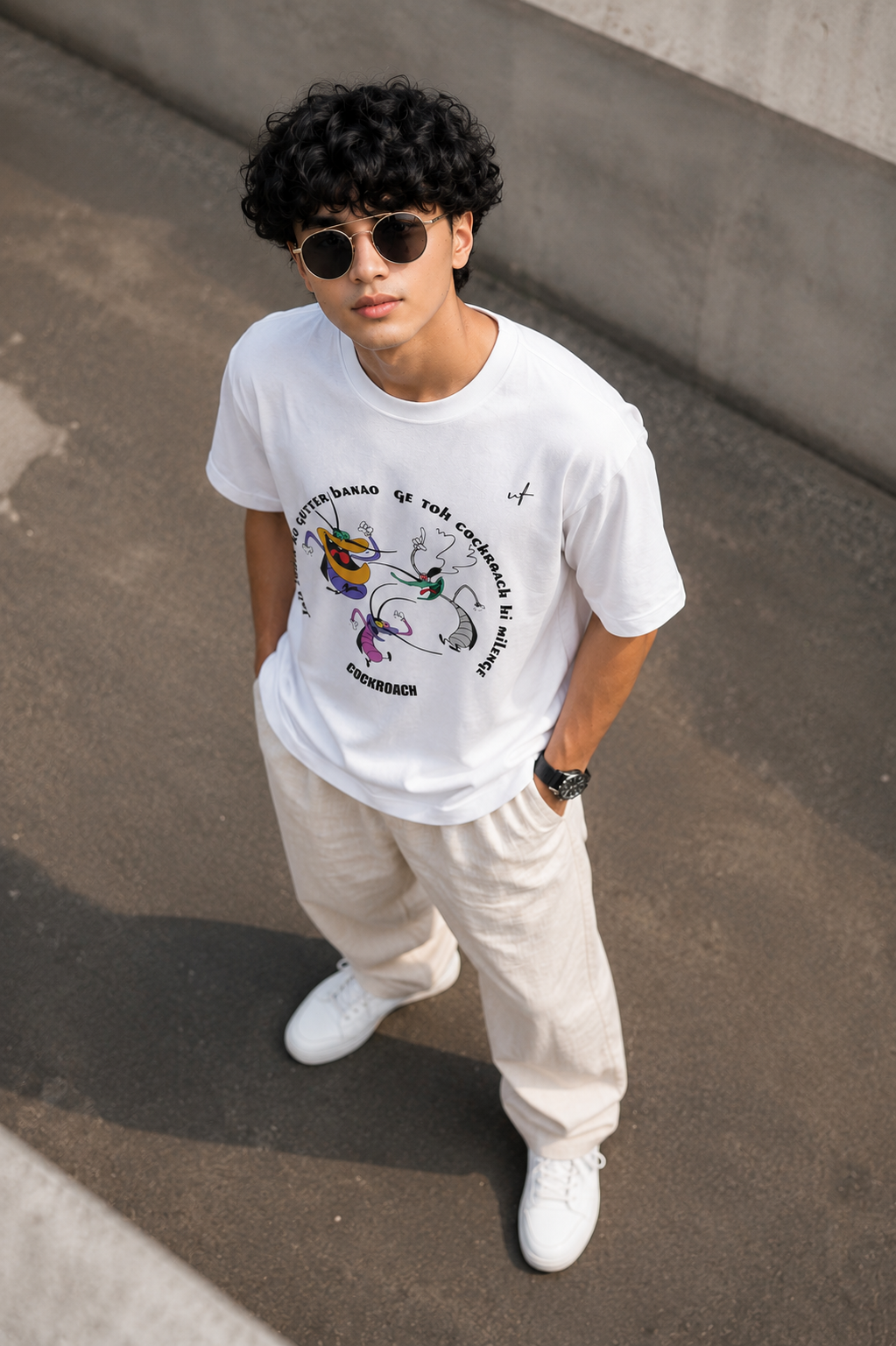White Oversized Funny Cockroach Graphic T-Shirt for Men – Meme Streetwear Printed Tee