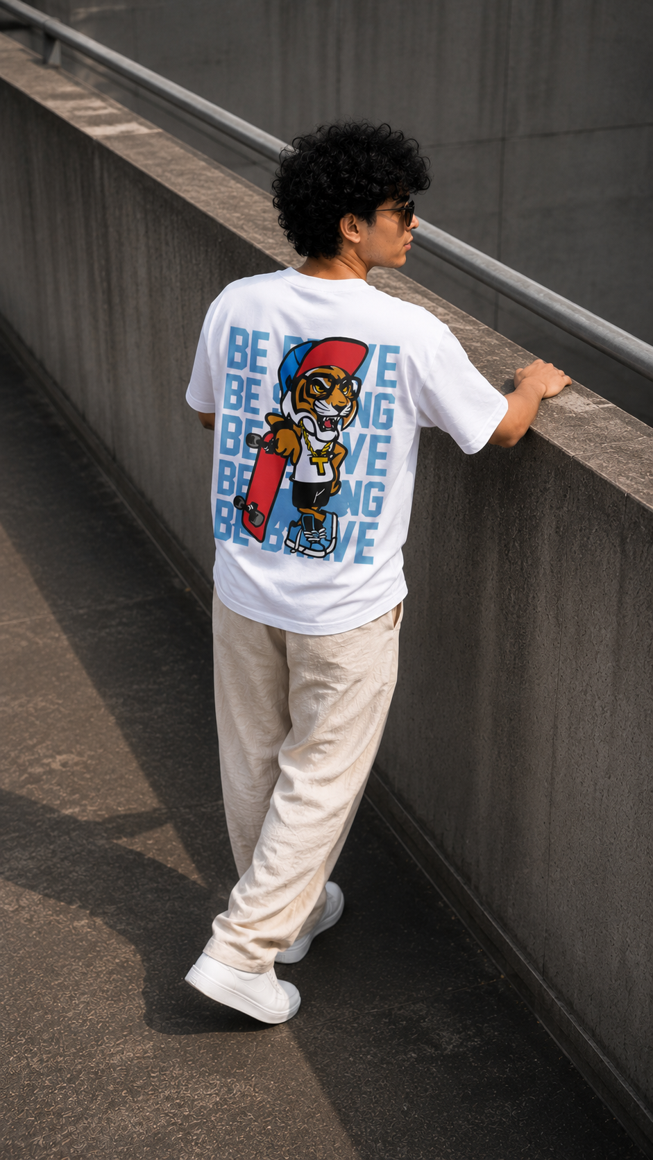 White Oversized Tiger Skateboard Graphic T-Shirt for Men – Urban Streetwear Back Print Tee