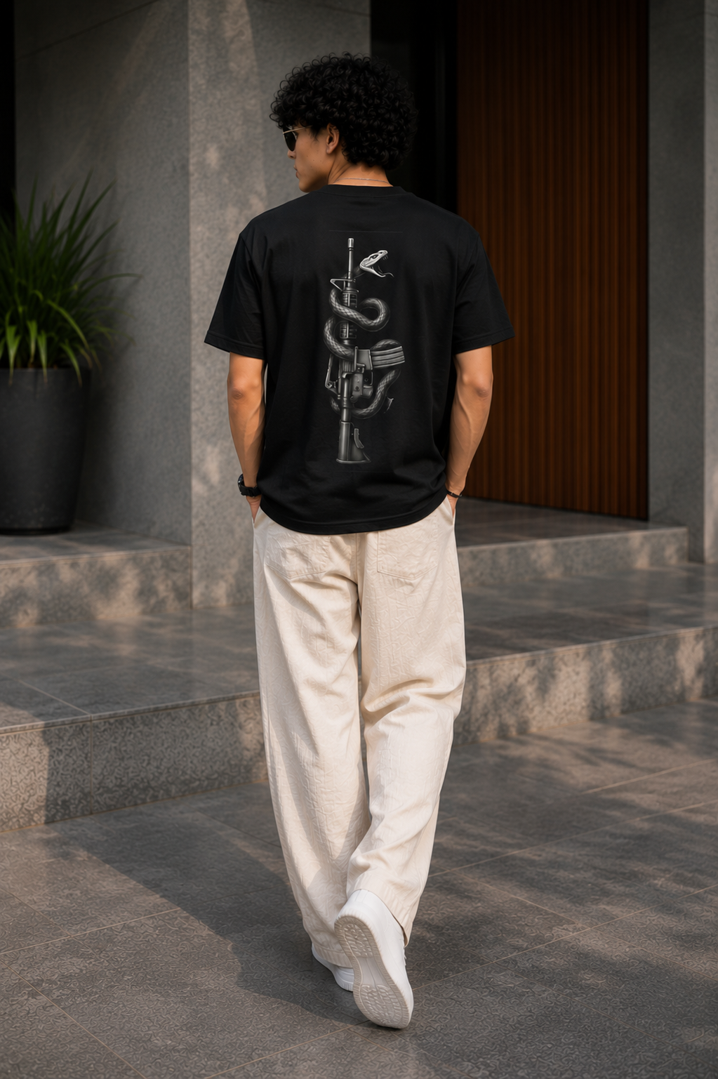 Black Oversized Snake Graphic T-Shirt for Men – Dark Aesthetic Streetwear Back Print Tee